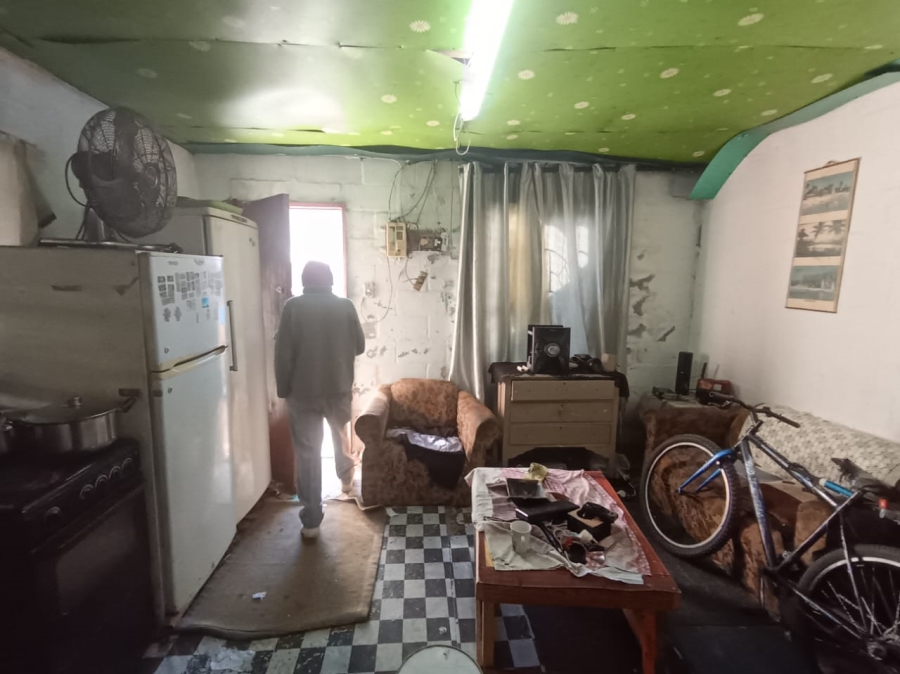2 Bedroom Property for Sale in Diepwater Western Cape